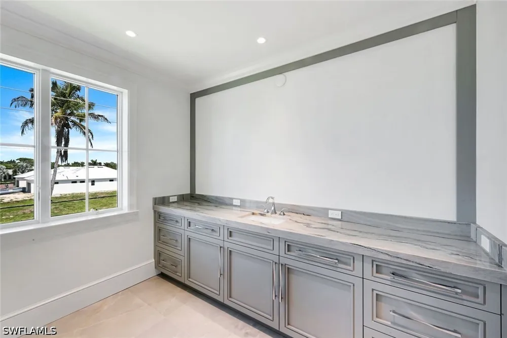 Chesapeake Avenue Naples, FL 34102