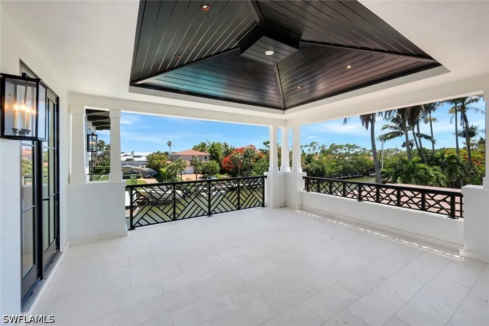 Chesapeake Avenue Naples, FL 34102