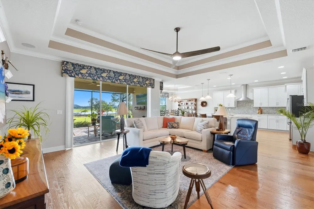 5209 LAKE VENICE DRIVE Wimauma, FL 33598