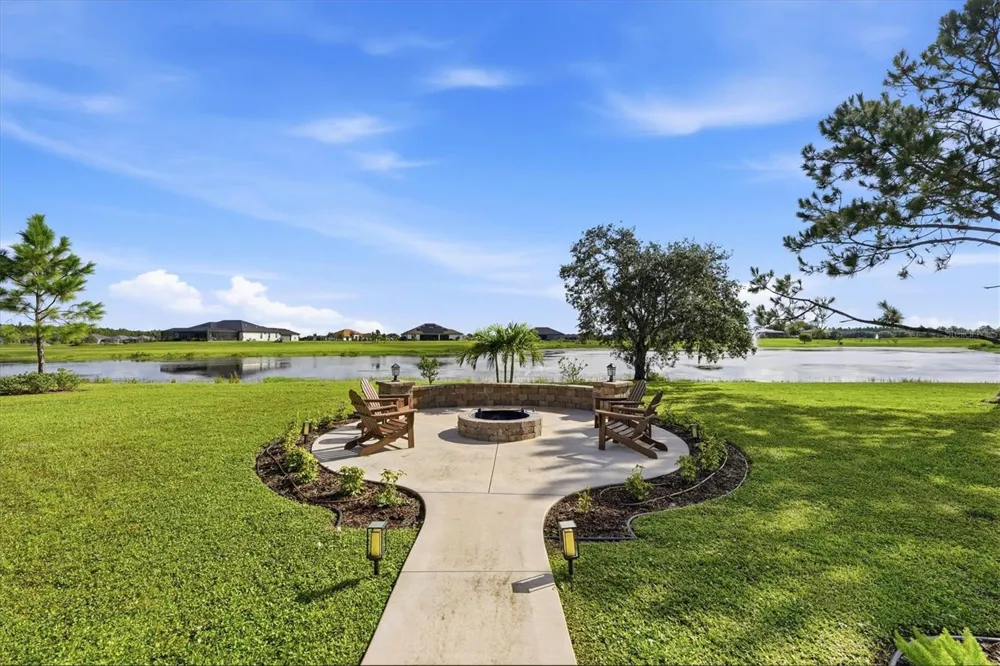 5209 LAKE VENICE DRIVE Wimauma, FL 33598