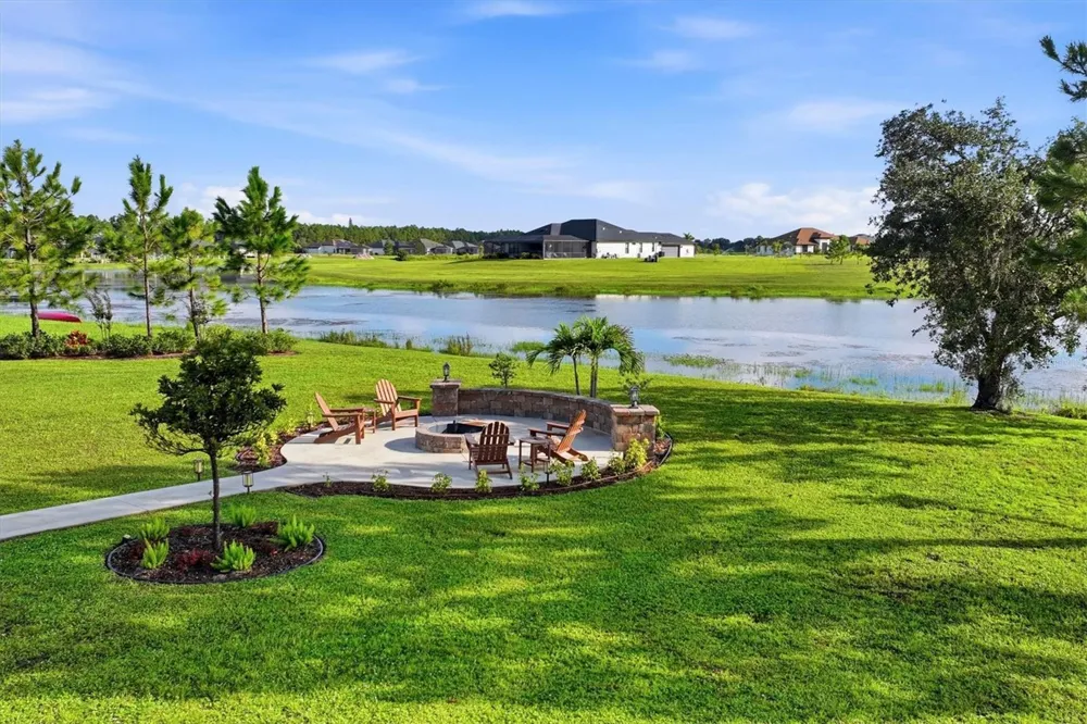 5209 LAKE VENICE DRIVE Wimauma, FL 33598