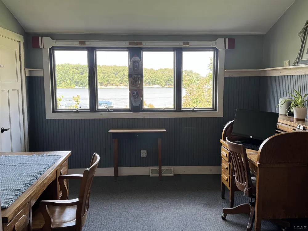 11262 Sauk Lane Somerset Township, MI 49249