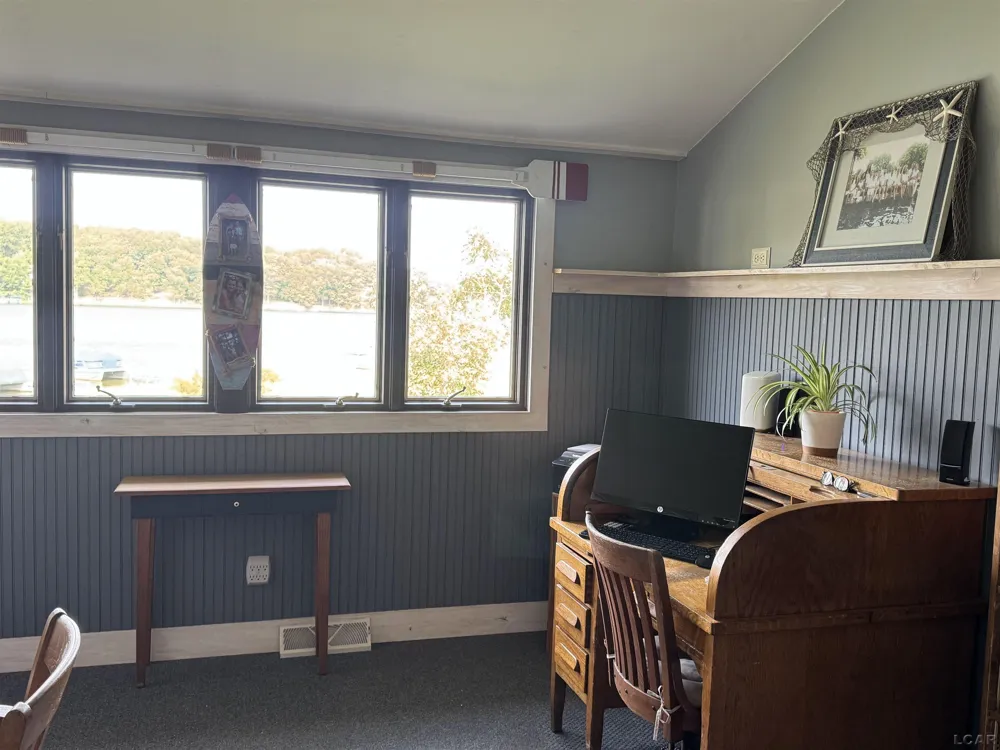 11262 Sauk Lane Somerset Township, MI 49249