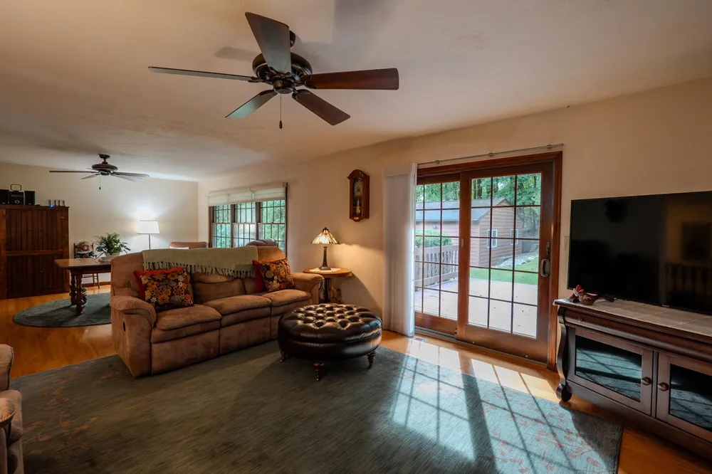 908 Wooded Lane Marshall City, MI 49068
