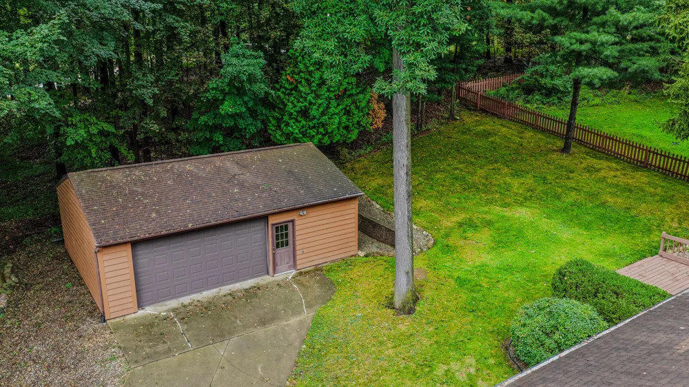 908 Wooded Lane Marshall City, MI 49068