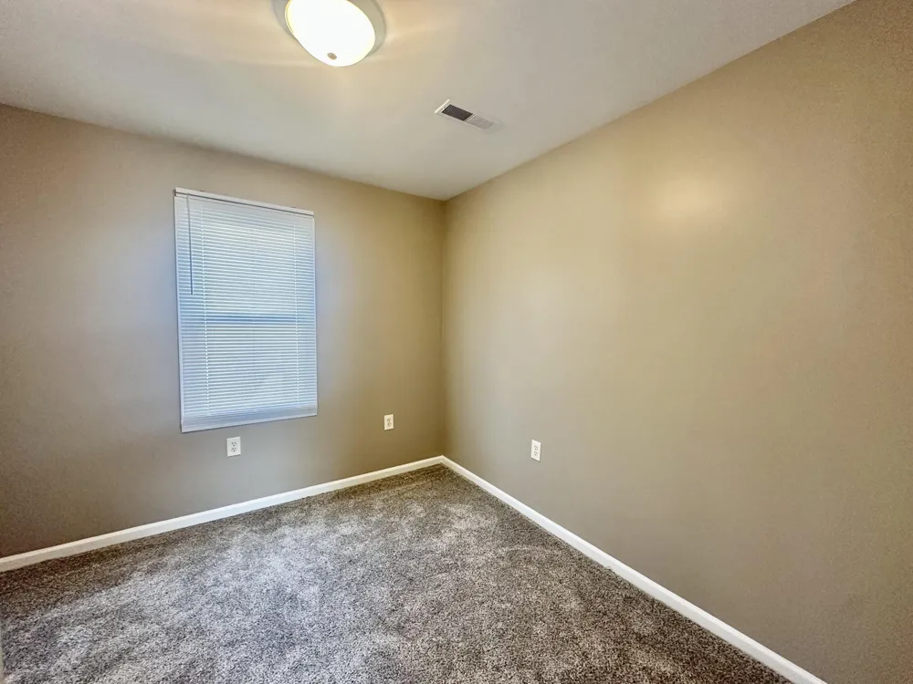 22464 Rein Avenue Eastpointe City, MI 48021