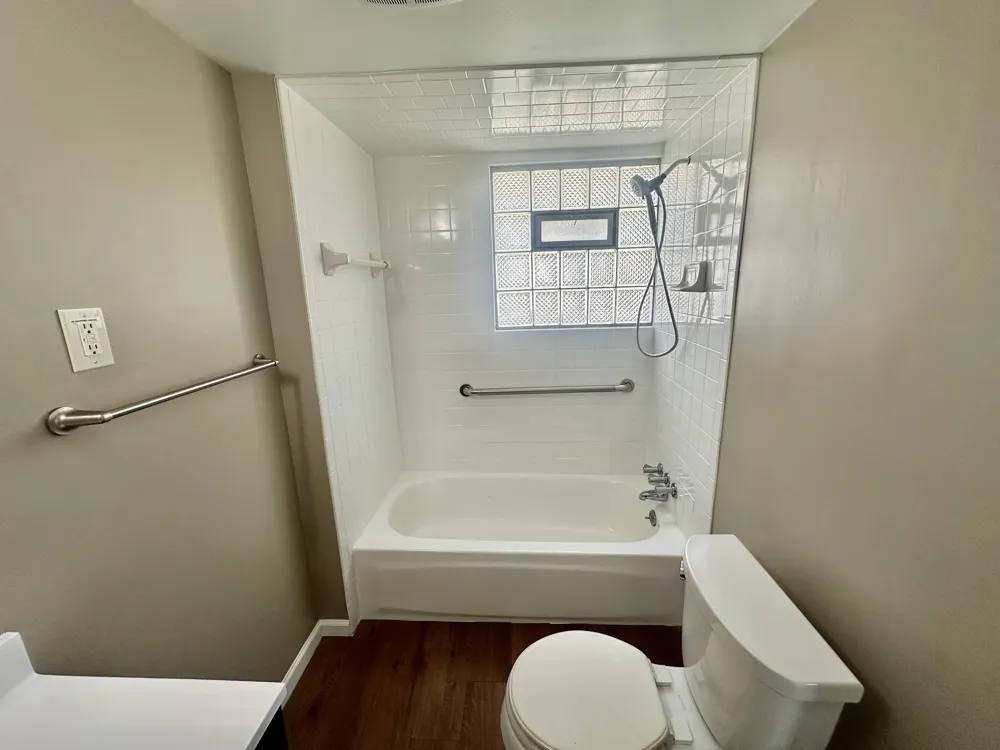 22464 Rein Avenue Eastpointe City, MI 48021