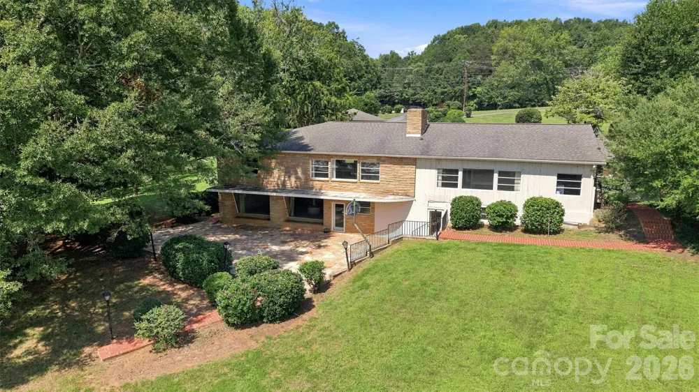 4830 Center Street Hickory, NC 28601