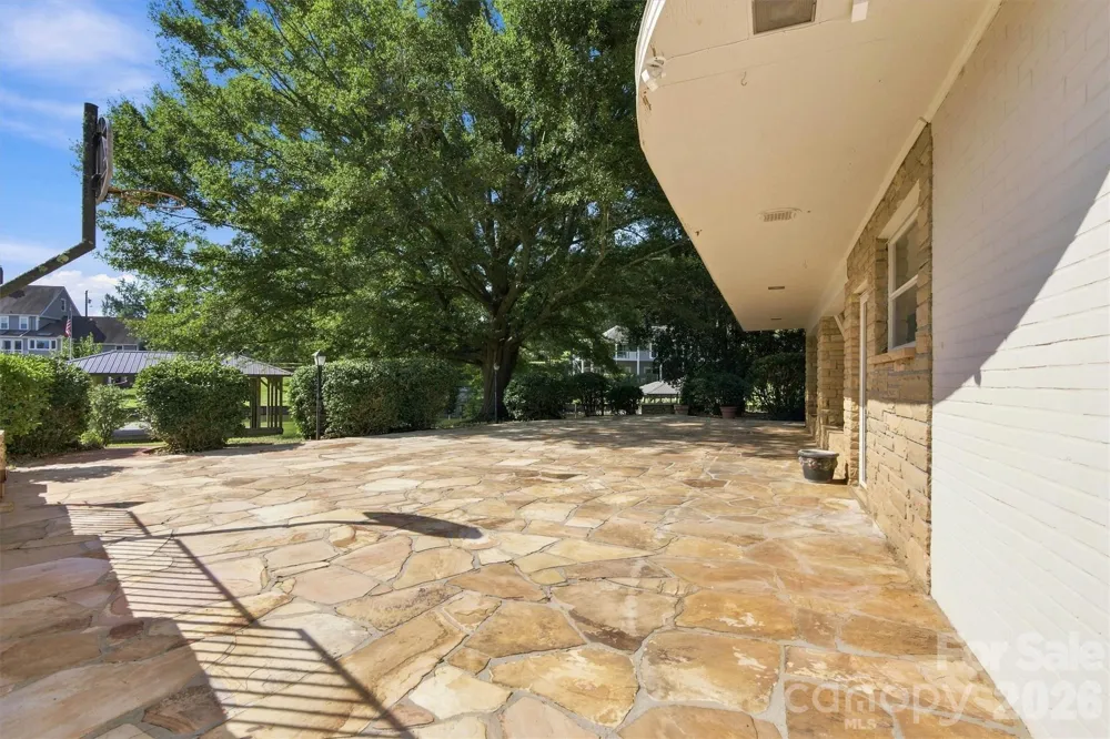 4830 Center Street Hickory, NC 28601