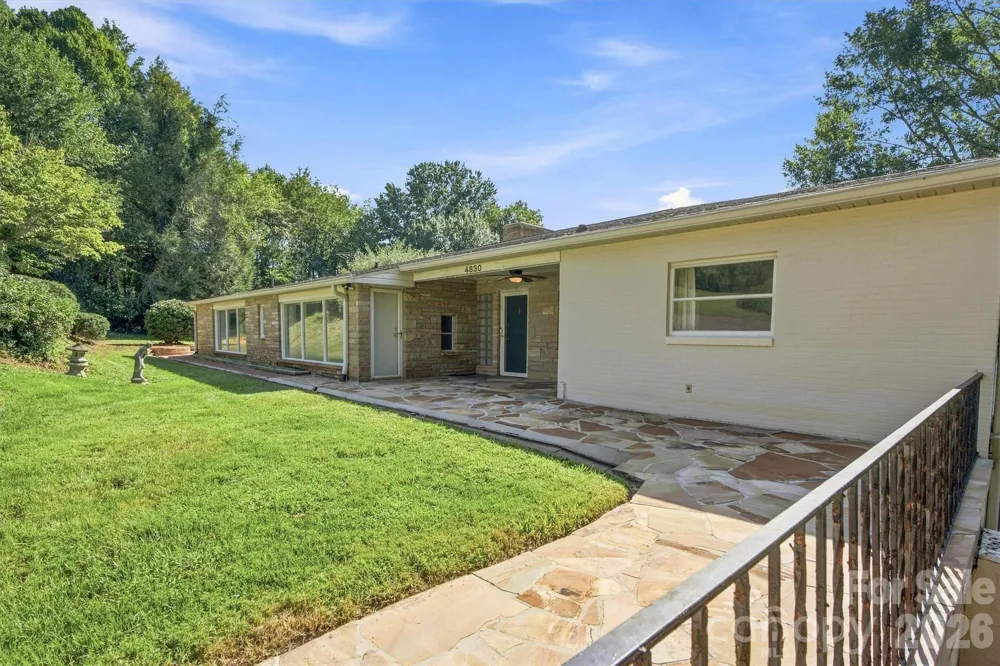 4830 Center Street Hickory, NC 28601