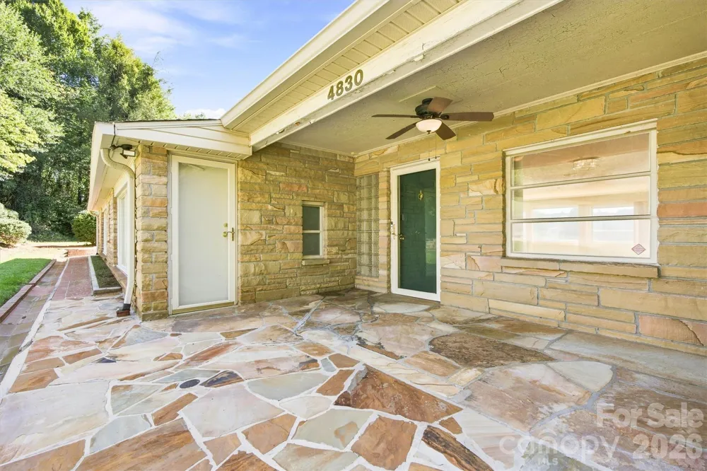 4830 Center Street Hickory, NC 28601