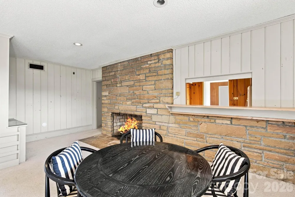 4830 Center Street Hickory, NC 28601