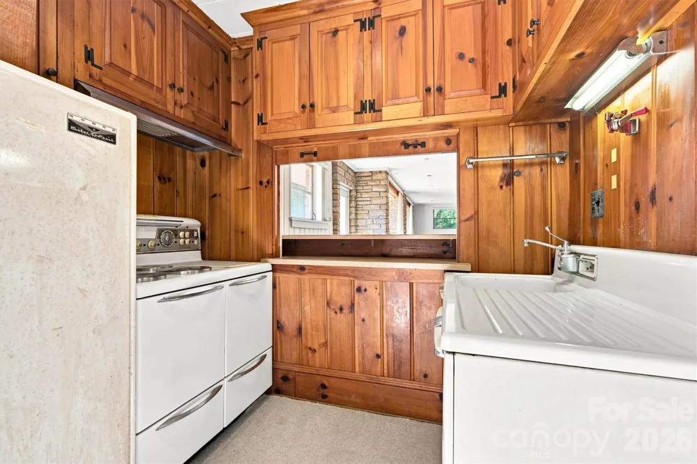4830 Center Street Hickory, NC 28601