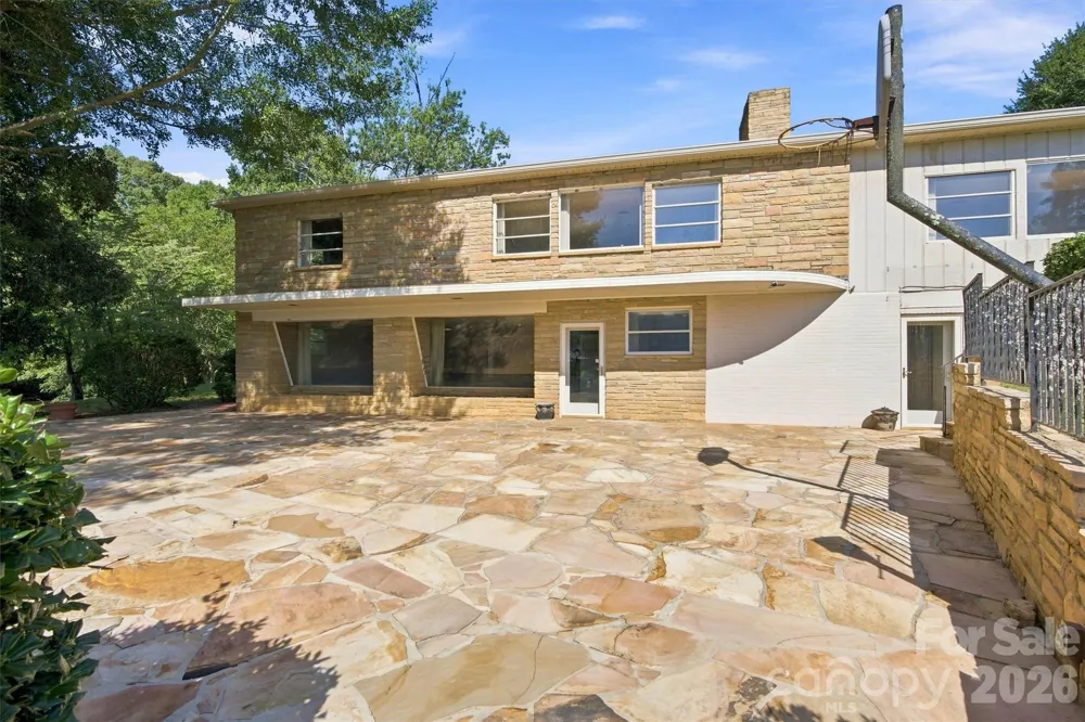 4830 Center Street Hickory, NC 28601