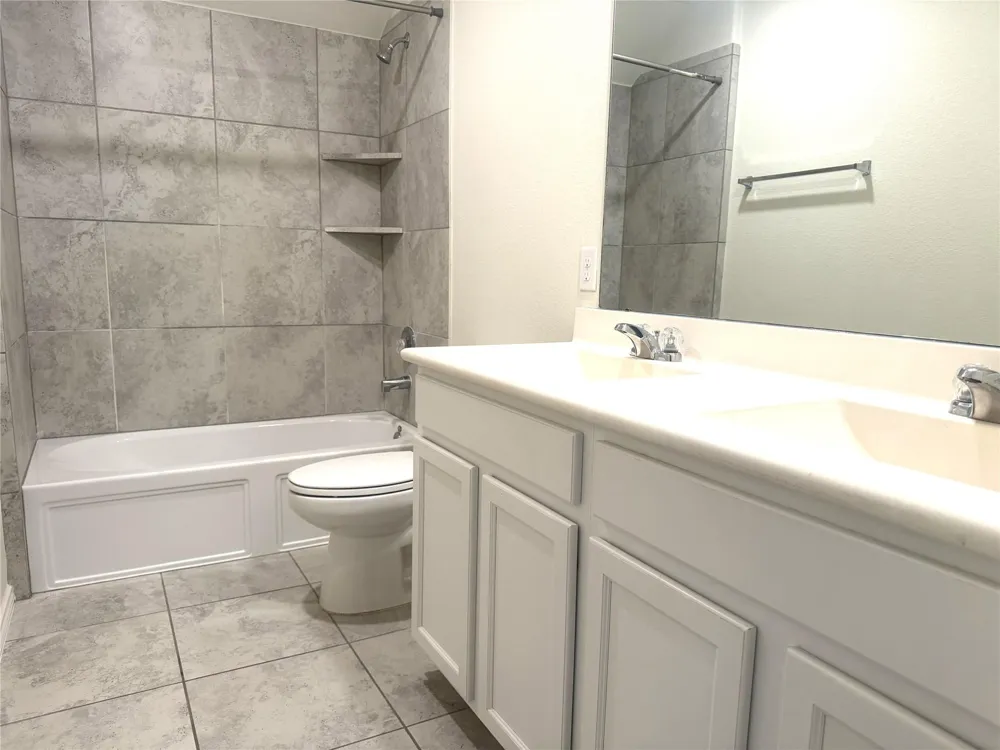 9431 Summer River Drive Richmond, TX 77406