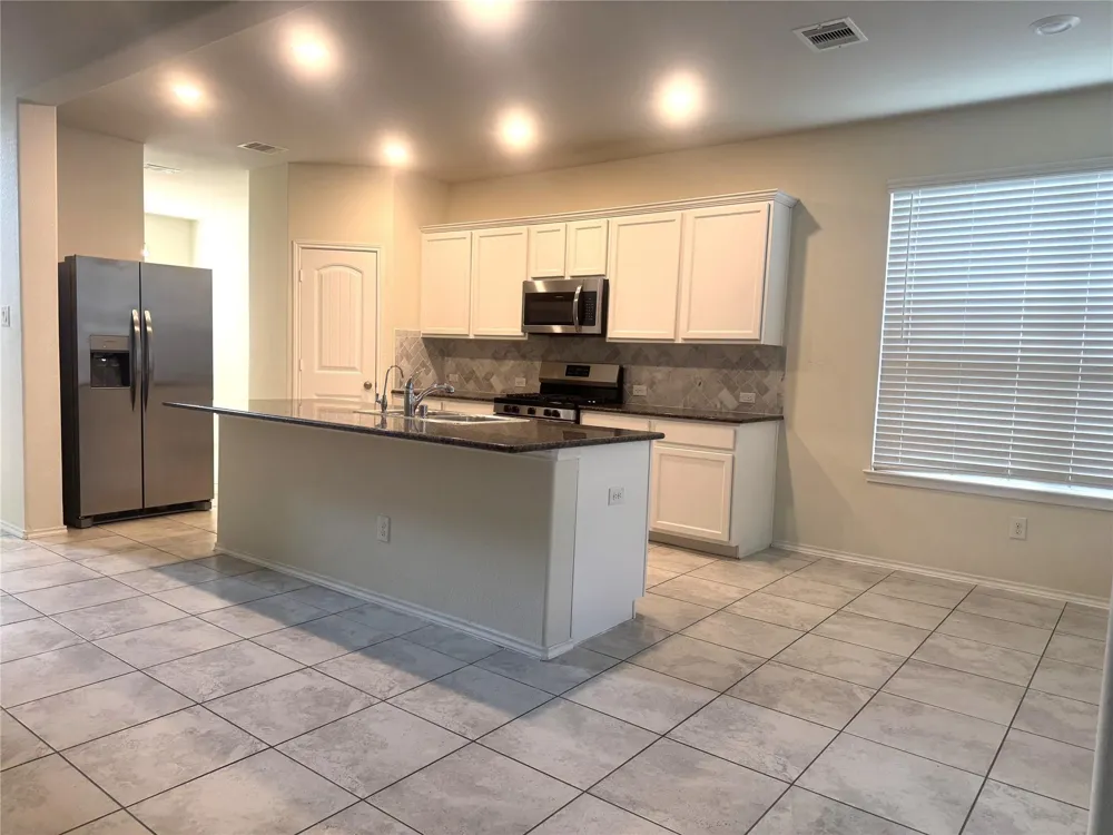 9431 Summer River Drive Richmond, TX 77406