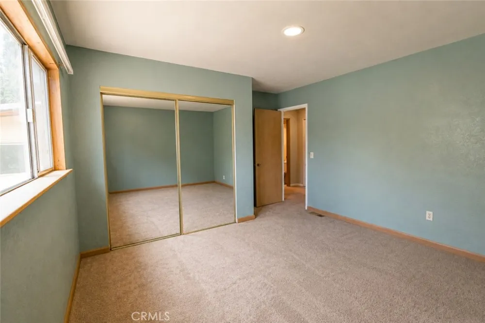 637 Birch Frazier Park, CA 93225