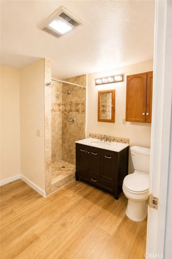 637 Birch Frazier Park, CA 93225