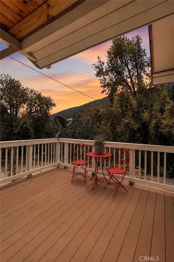 637 Birch Frazier Park, CA 93225