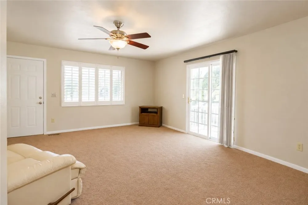 637 Birch Frazier Park, CA 93225