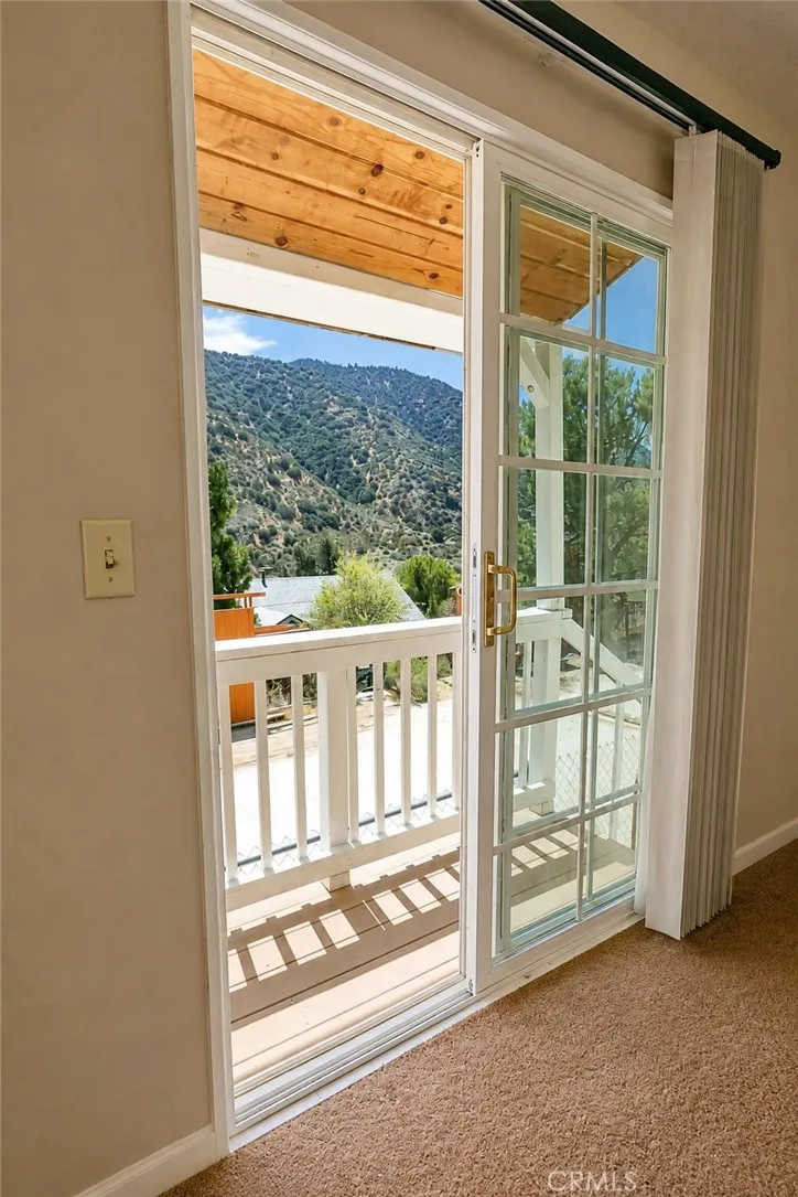 637 Birch Frazier Park, CA 93225