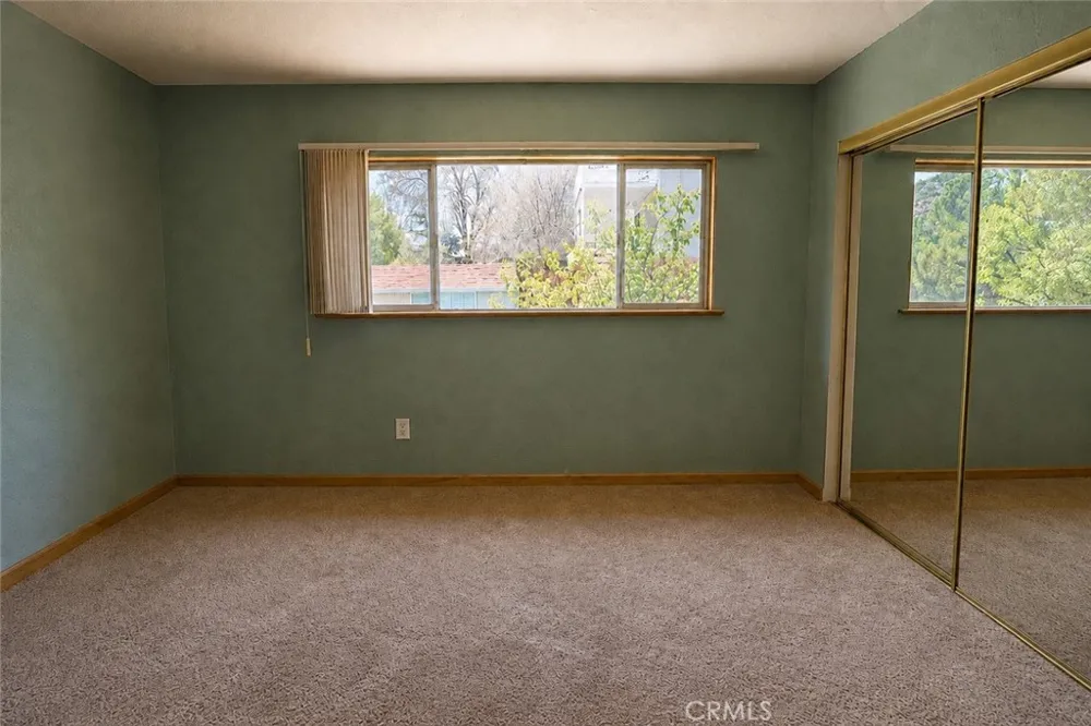 637 Birch Frazier Park, CA 93225