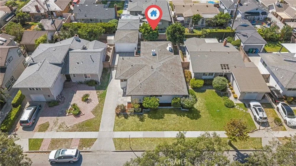 2929 Studebaker Long Beach, CA 90815