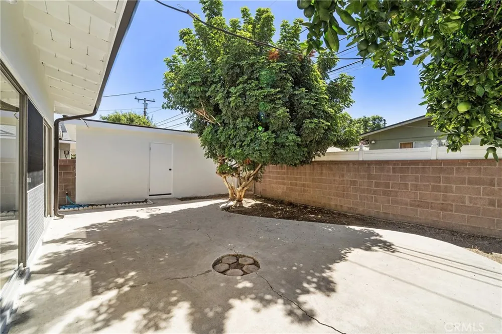 2929 Studebaker Long Beach, CA 90815