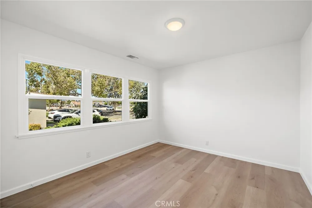 2929 Studebaker Long Beach, CA 90815