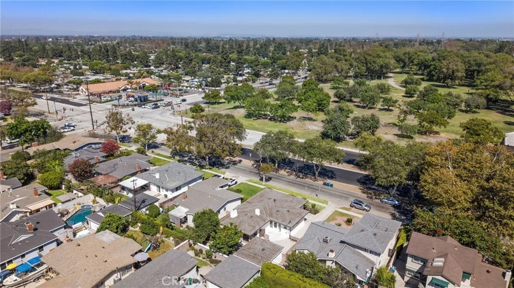 2929 Studebaker Long Beach, CA 90815
