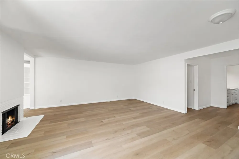 2929 Studebaker Long Beach, CA 90815
