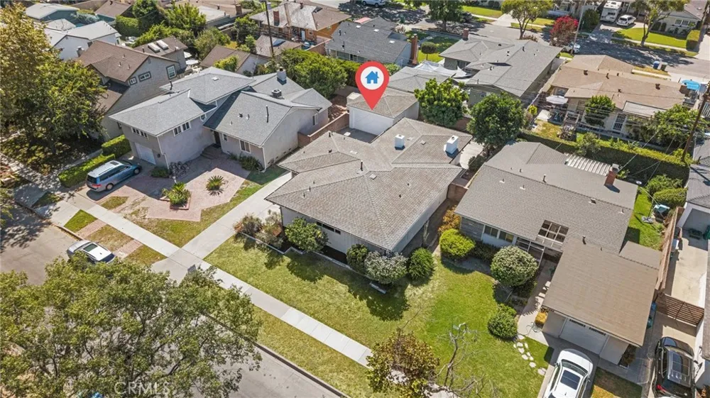 2929 Studebaker Long Beach, CA 90815
