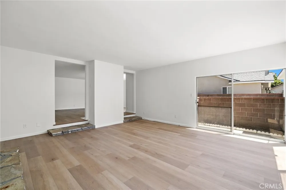 2929 Studebaker Long Beach, CA 90815