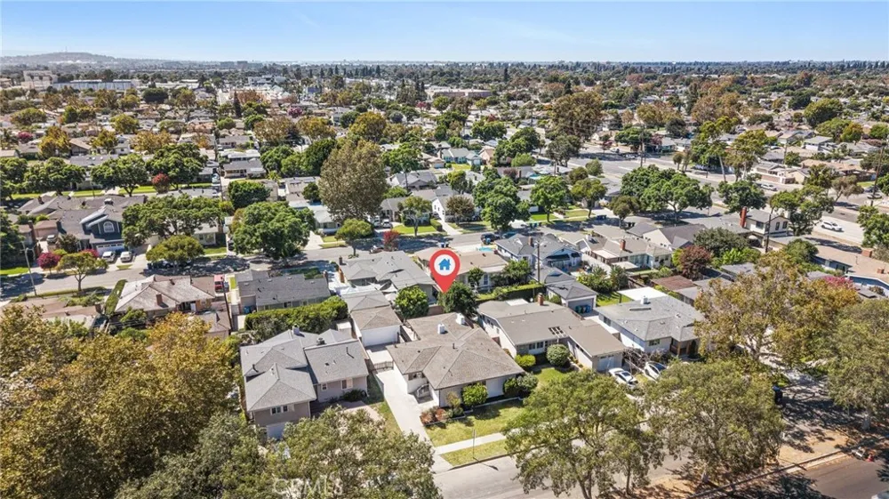 2929 Studebaker Long Beach, CA 90815