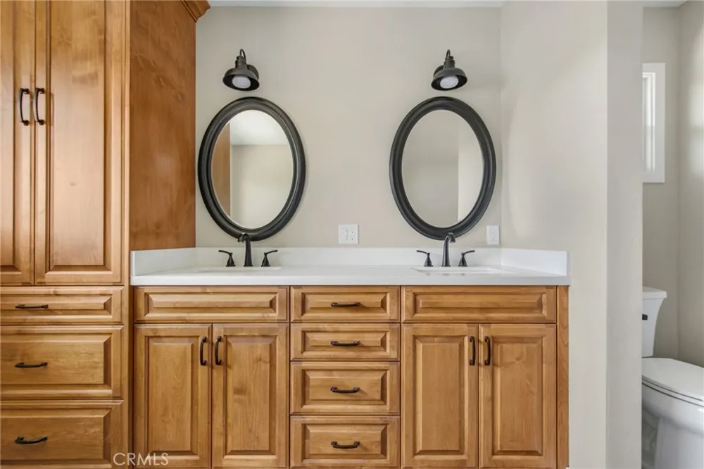 1463 S Citrus Avenue Escondido, CA 92027