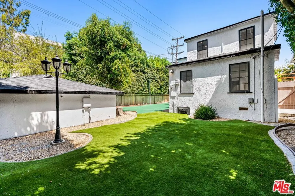 1501 Kelton Avenue Los Angeles, CA 90024