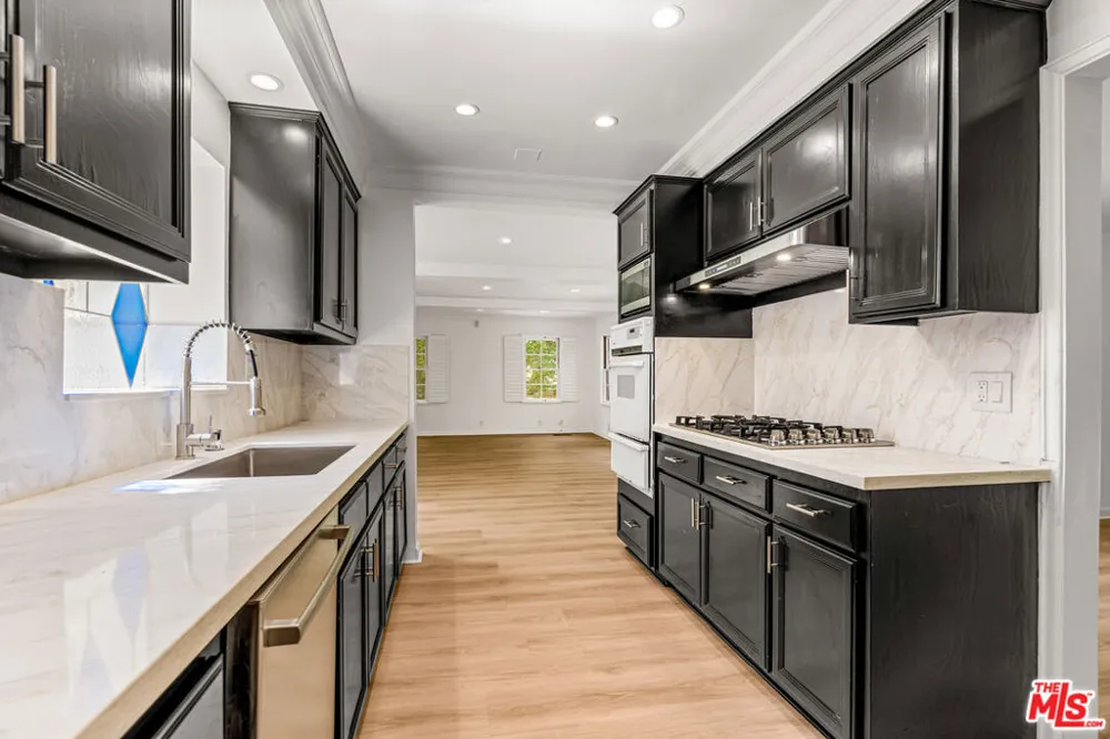 1501 Kelton Avenue Los Angeles, CA 90024