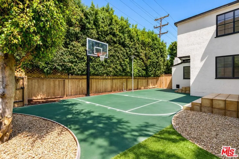 1501 Kelton Avenue Los Angeles, CA 90024