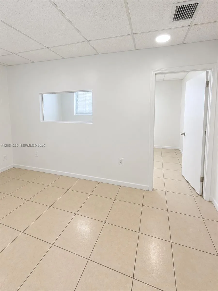 7311 NW 12th St #7 Miami, FL 33126