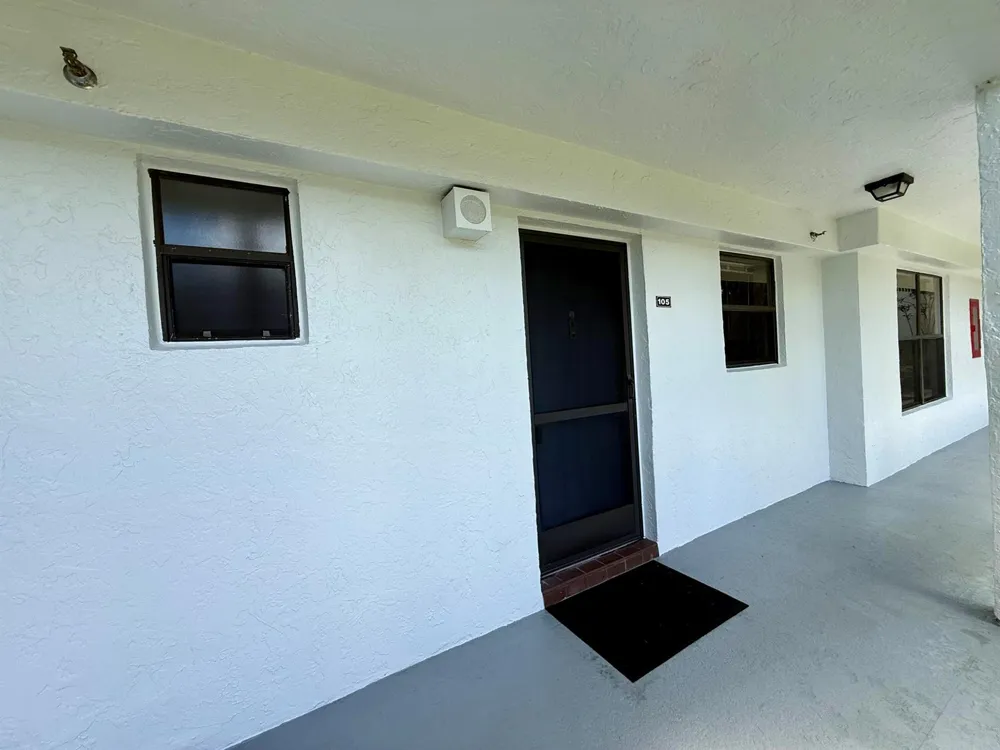 4760 Lucerne Lakes Boulevard W #105 Lake Worth, FL 33467