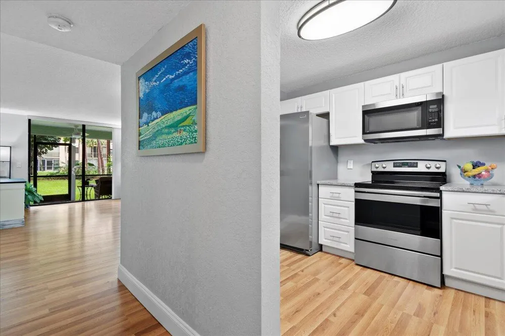 4760 Lucerne Lakes Boulevard W #105 Lake Worth, FL 33467