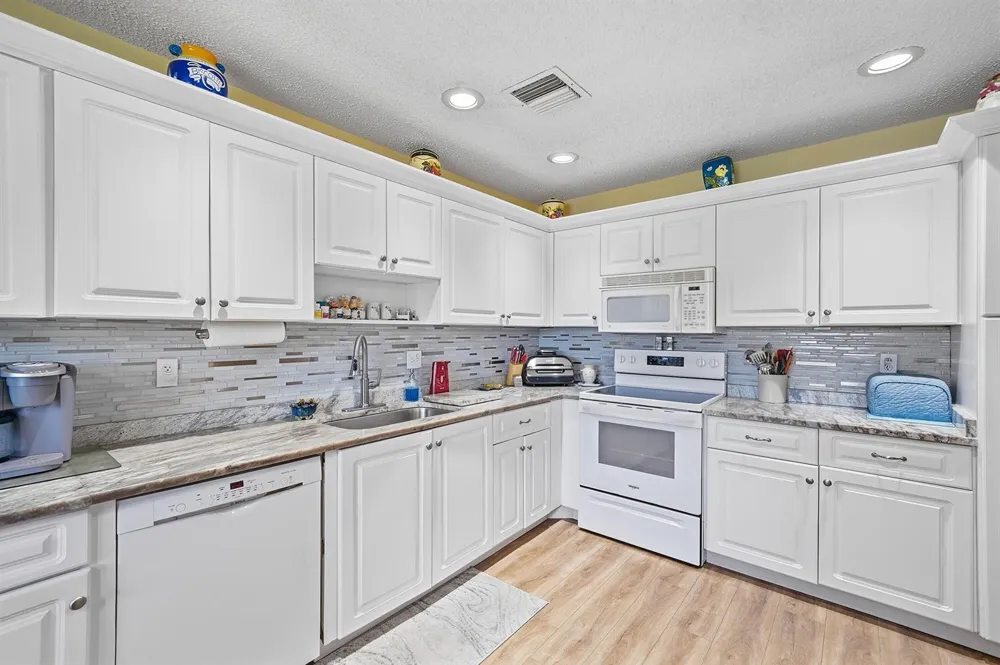 1840 NW 13TH STREET #102 Delray Beach, FL 33445