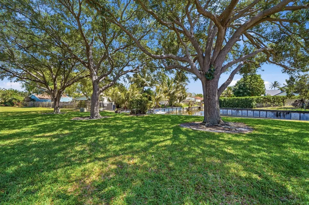 1840 NW 13TH STREET #102 Delray Beach, FL 33445