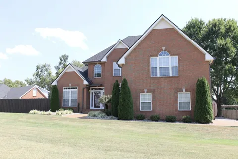 312 Cherry Ln