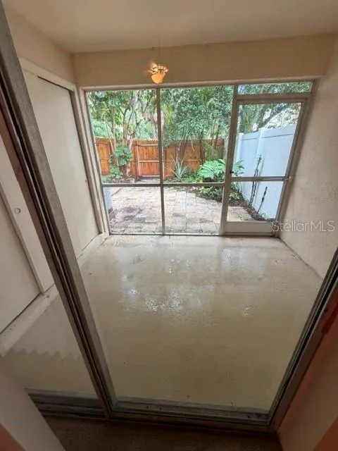 1136 DOVER COURT Safety Harbor, FL 34695