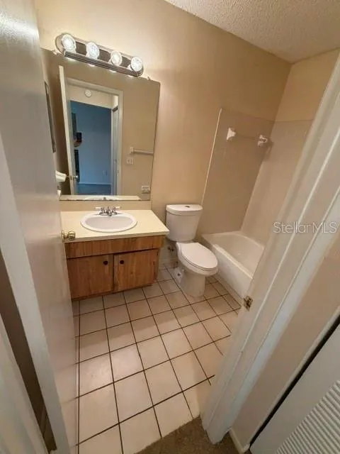 1136 DOVER COURT Safety Harbor, FL 34695