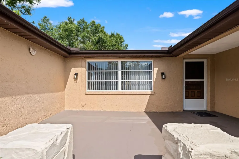 9926 LAKESIDE LANE Port Richey, FL 34668