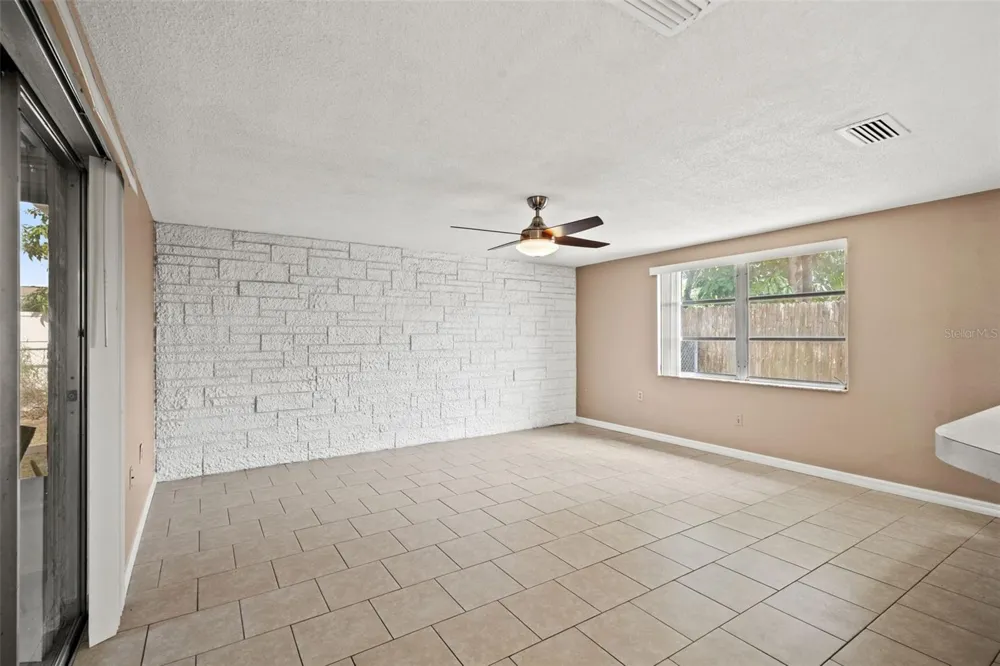9926 LAKESIDE LANE Port Richey, FL 34668
