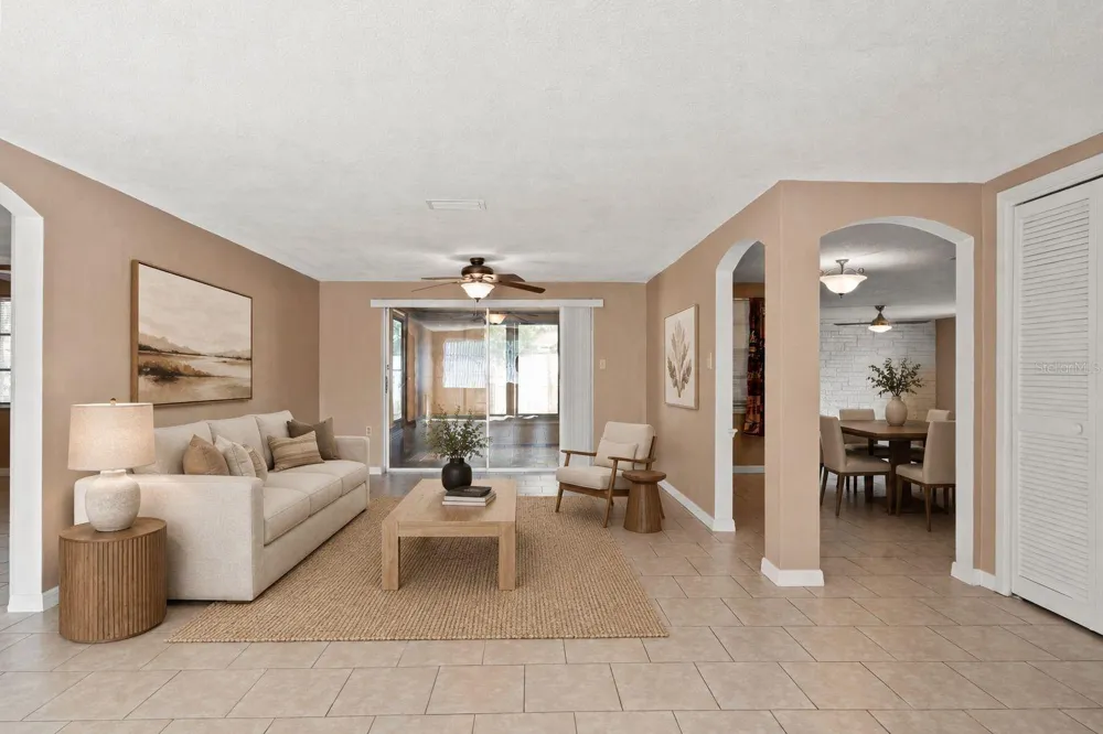 9926 LAKESIDE LANE Port Richey, FL 34668