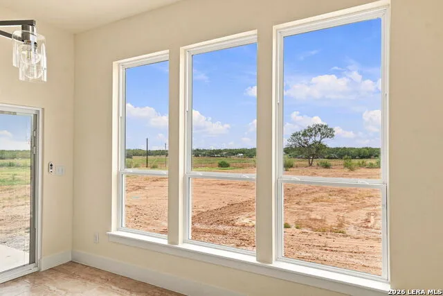 140 SYLASHAYES LOOP Pleasanton, TX 78064